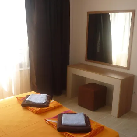 Apartamento Ganozliev's In Kavatsi Area *